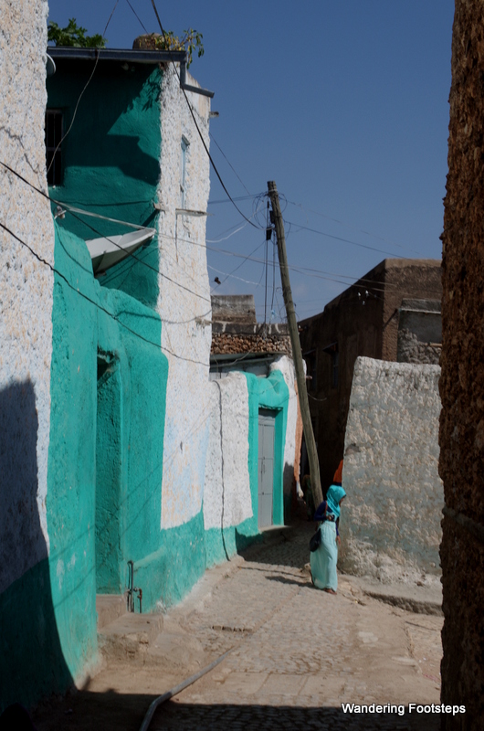 The whitewashed alleyways of Old Harar.