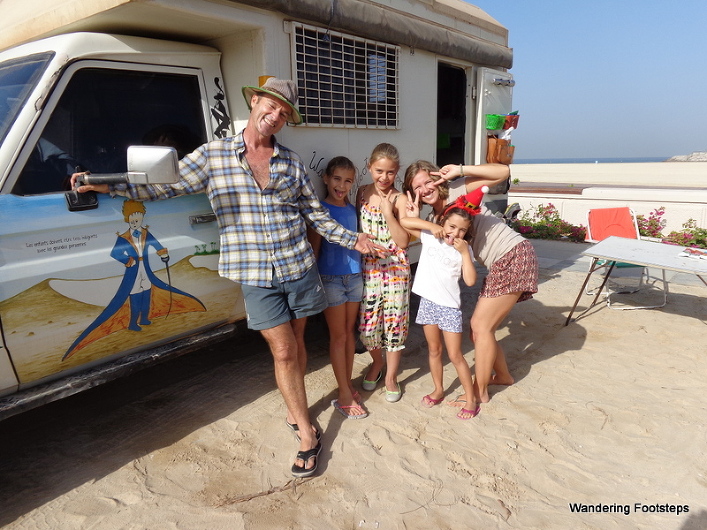 A few of the French kids we got to meet at the beach of Dubai.  Hi girls! :)
