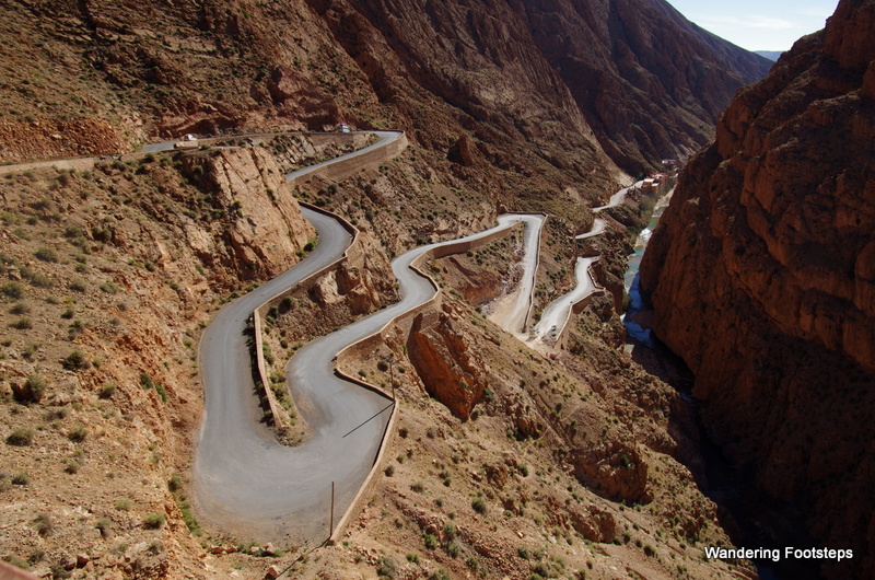 The hairpin bends up to the Dadès Gorge.