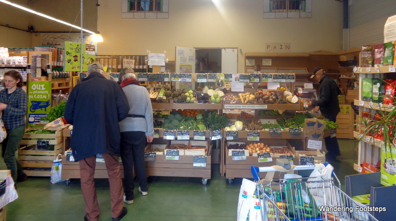 You can't find as many organics as in North America, but it's a charming shop, nonetheless.
