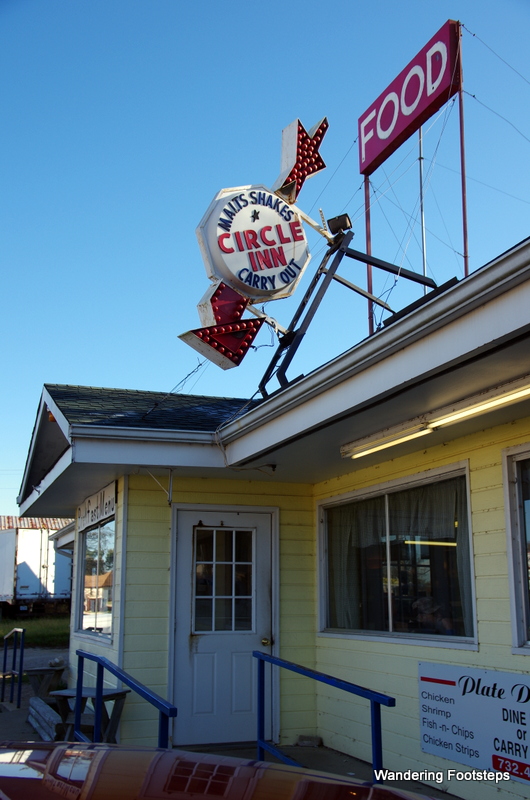 The Circle Inn and Cafe and its neon sign.